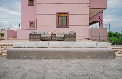 Stavromenos Villa | Villa Aris: A Serene Experience, 3BRs, Pool & Bbq