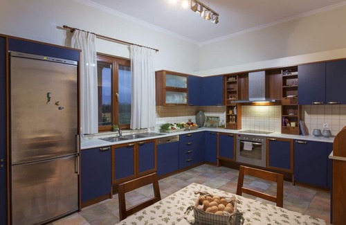Agia Marina Villa | Villa Aristotle - Six Bedroom Villa, Sleeps 14