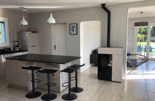 Chabeuil House | Villa at the foot of the Vercors with swimming pool, tennis court and boules pitch on 5000m2 garden