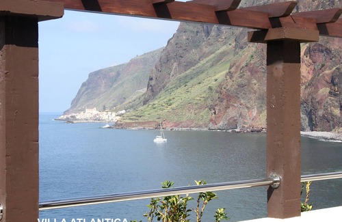 Jardim do Mar House | Villa Atlantica seafront house 2 bedrooms 2 bathrooms