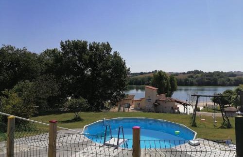 Saramon House | Villa au bord du lac