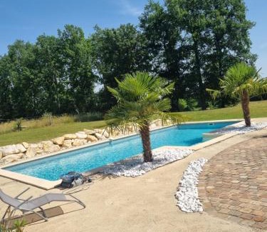 Herry Villa | Villa avec piscine, jacuzzi et vue imprenable !