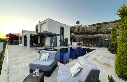 Kadıkale Villa | Villa Aylinda with private heated Pool