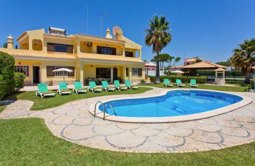 Vale de Parra Villa | Villa Barreto by Villa Plus