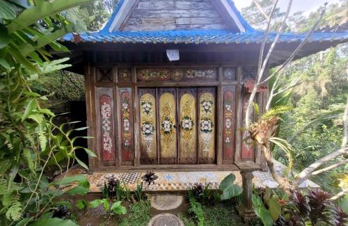 Tampaksiring Villa | Villa Batari - Artsy Joglo - Private Swimming Pool