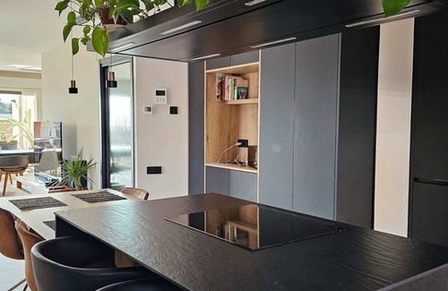 Montgat House | Villa Beach Barcelona
