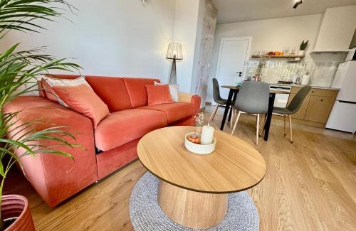 Zarzecze House | Villa Beskidzka 100 - SAUNA & BALIA z Jacuzzi Widok na góry i jezioro żywieckie