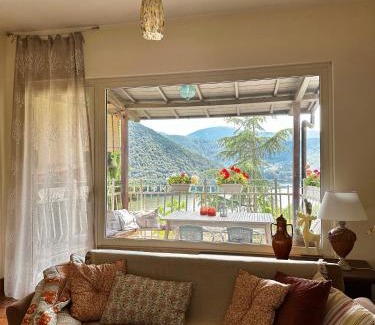 Piediluco House | Villa bianca