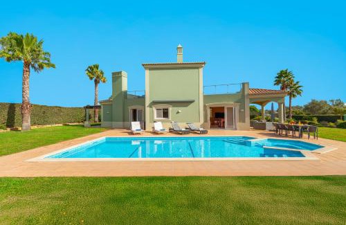 Estombar Villa | Villa Bliss by Algarve Vacation