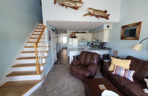 Alexandria Bay Villa | Villa & Boathouse on quiet bay with marina acess- short walk or bike to Alex Bay