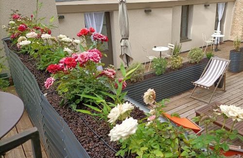 Saint-Serge Bed & Breakfast | Villa Buffon