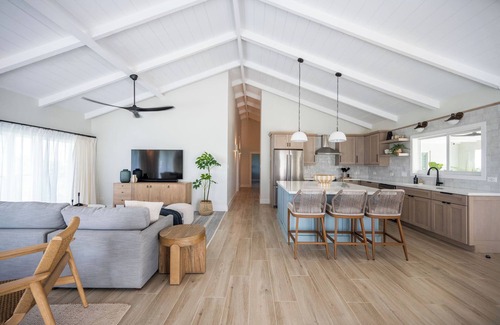 Nazareth Villa | Villa Cabrita - Walk to the Ritz beach! East End