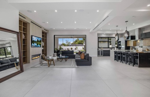 Woodland Hills Villa | Villa Califa - Resort-Style Living w/Private Pool, Spa & Theater