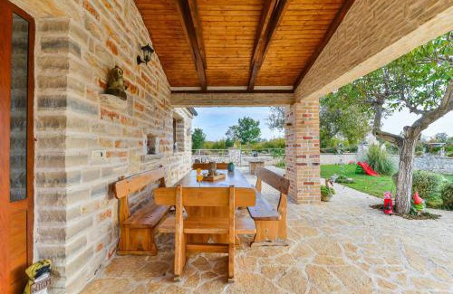 Stankovci Villa | Villa Callista with Pool