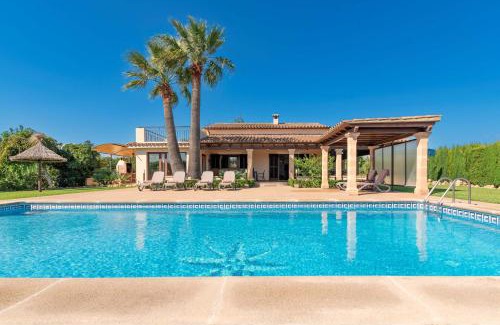 Puerto de Pollensa Villa | Villa Camp del Bosch by Sealand Villas
