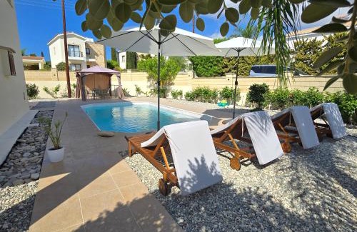 Kouklia House | Villa Carissa