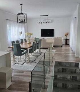 Olongapo Villa | Villa Carmen