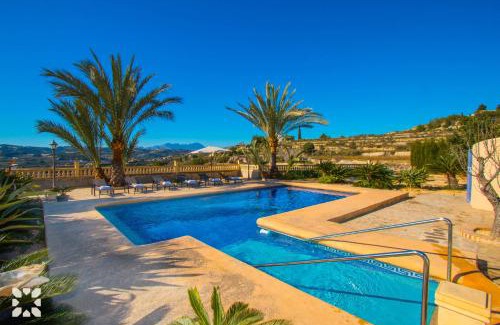 La Sabatera Villa | Villa Casa Cansala by Abahana Villas