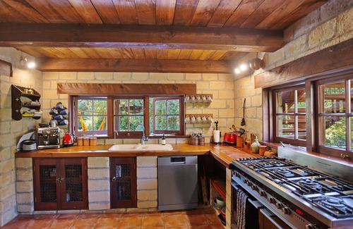Katikati House | Villa Casa Maria Luxury Tuscan Villa