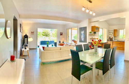 Hameau de Palombaggia Villa | Villa CASAMIRAFIO à PALOMBAGGIA piscine chauffée et 8 à 9 personnes