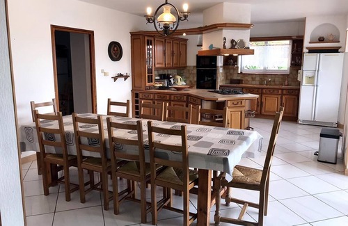 Antraigues-sur-Volane House | VILLA CASTANEA