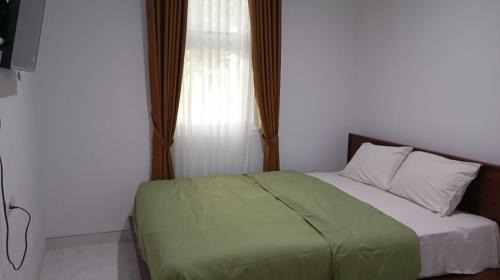 Depok Villa | villa cattleya inn