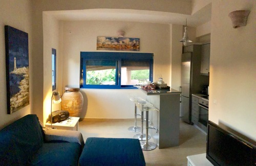Vagia House | Villa Cavour, cute little villa.