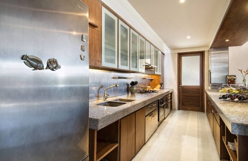 Ungasan Villa | Villa Champa - Elegant Family Friendly Villa inc. Car/Driver, Pool Fence & Cook