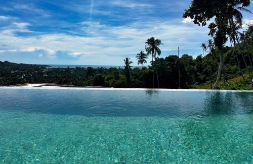 Maret Villa | VILLA CHLOE - SEAVIEW - 4 Bedrooms
