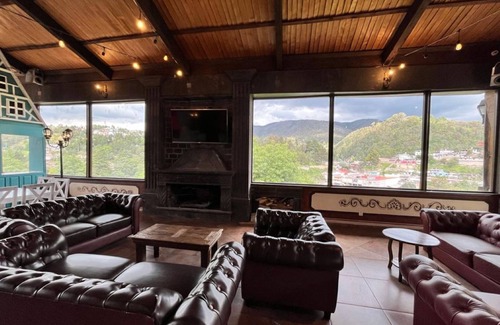El Oro Hotel | Villa Clauss