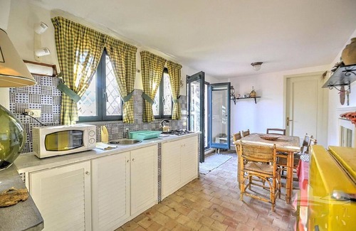 Acireale Hotel | Villa con Giardino vicino al mare