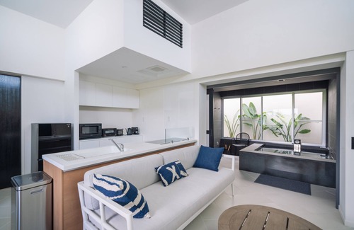 Yonaha House | Villa Conte