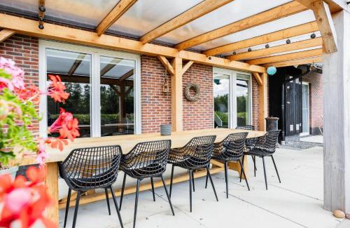 Gasselte Villa | Villa Crème de la Kremmer met Hottub | 8 personen