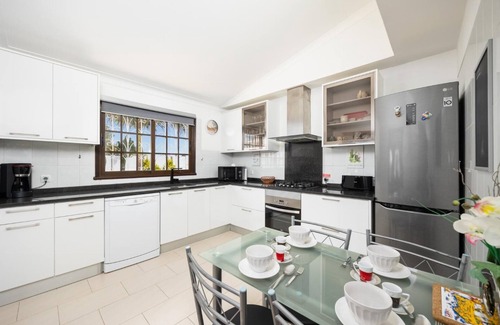 Sesmarias Villa | Villa Cristina 15 - Three Bedroom Villa, Sleeps 7