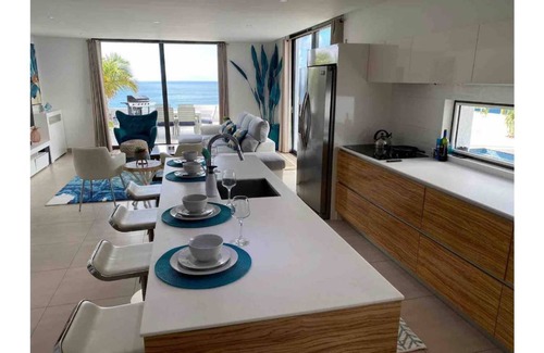 Indigo Bay Villa | Villa Crystal Clear - Luxury Villa with Private Pool