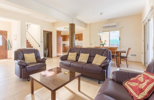 Ayia Marina Chrysochous Villa | Villa Clementina - Four Bedroom Villa, Sleeps 9