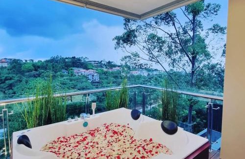 Ciburial Villa | Villa Daun at Dago Village