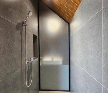 Parongpong Villa | Villa Daun Trinity K22