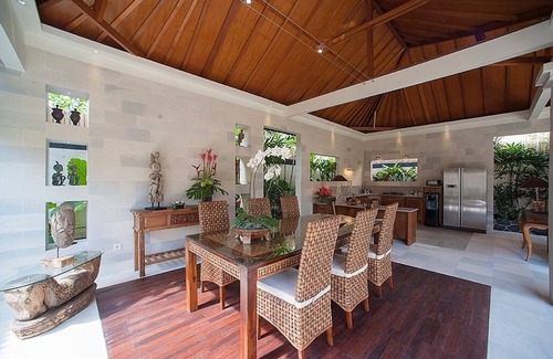 Sunset Road Villa | Villa Dayak Bali, a luxury tropical resort in the heart of Seminyak
