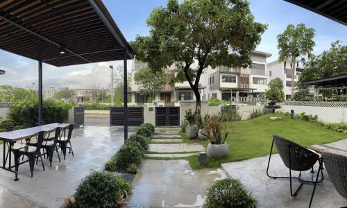 Nhon Trach Villa | Villa de Lumiere - đô thị thượng lưu Swanbay, Đại Phước 330m2 với 6 phòng ngủ tiện nghi