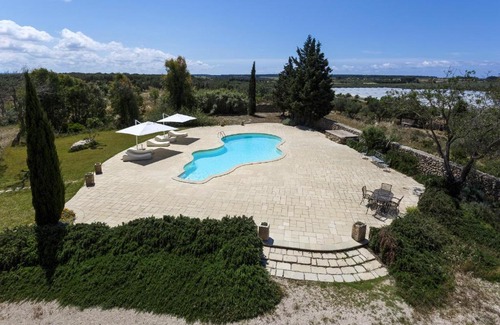 Nardo Villa | Villa Degli Eroi