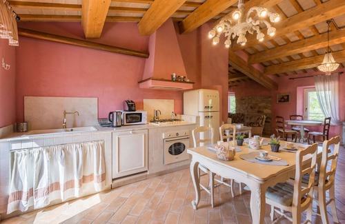 Fossombrone Villa | Villa del Cucco, country house with pool near Fossombrone, 30 minutes from the Adriatic coast