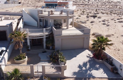 San Felipe House | Villa Del Mar, beach front three bedroom Mediterranean home with private pool