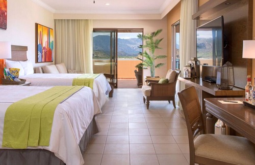 El Marasal Resort | Villa Del Palmar at the stunning Islands of Loreto 2-BR suite
