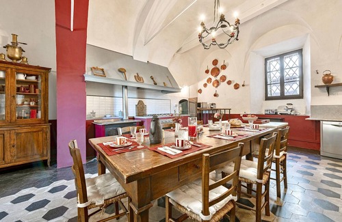 Buonconvento Villa | VILLA DEL PARCO - Eight Bedroom Villa, Sleeps 22