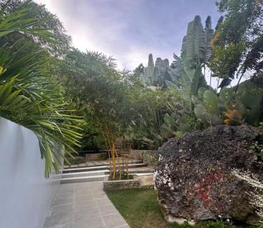 Carcar House | Villa del Sol 1 -Barkada Rooms