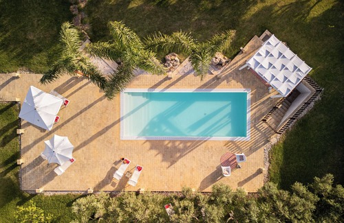 Arini Villa | Villa del Tufo - Five Bedroom Villa, Sleeps 12