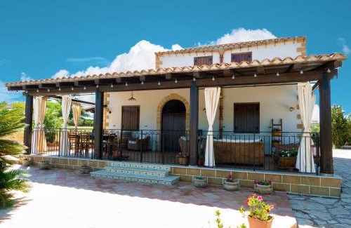 Partinico Villa | Villa delle Cecilie