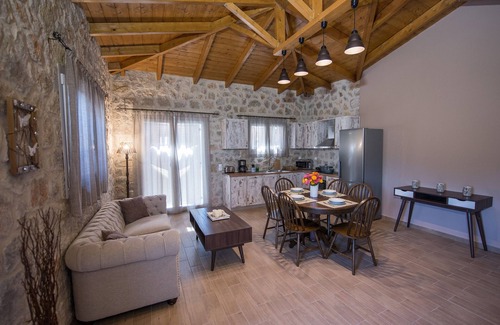 Spanokhorion Villa | Villa DELTA deluxe villa with pool 5km from Lefkada