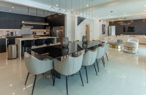 Los Lagos Villa | Villa Den in Casa de Campo by Personal Villas - Paradisiacal Beaches